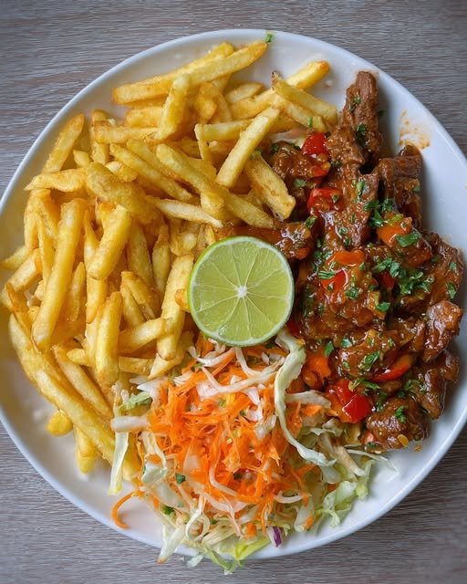 Spicy Beef & Crispy Fries Plate